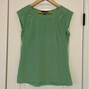 Banana Republic cap sleeve silky top